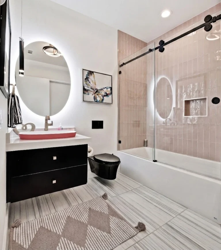 Bathtub glass sliding door in modern interior