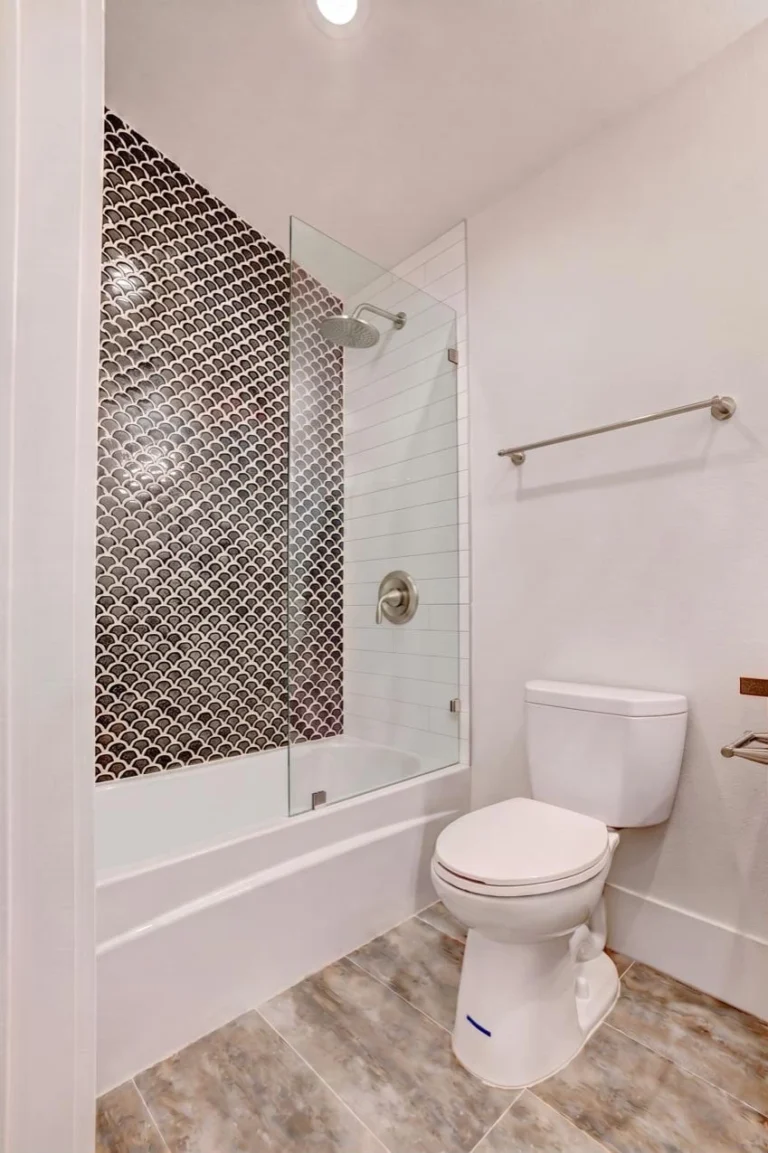 Bath glass panel